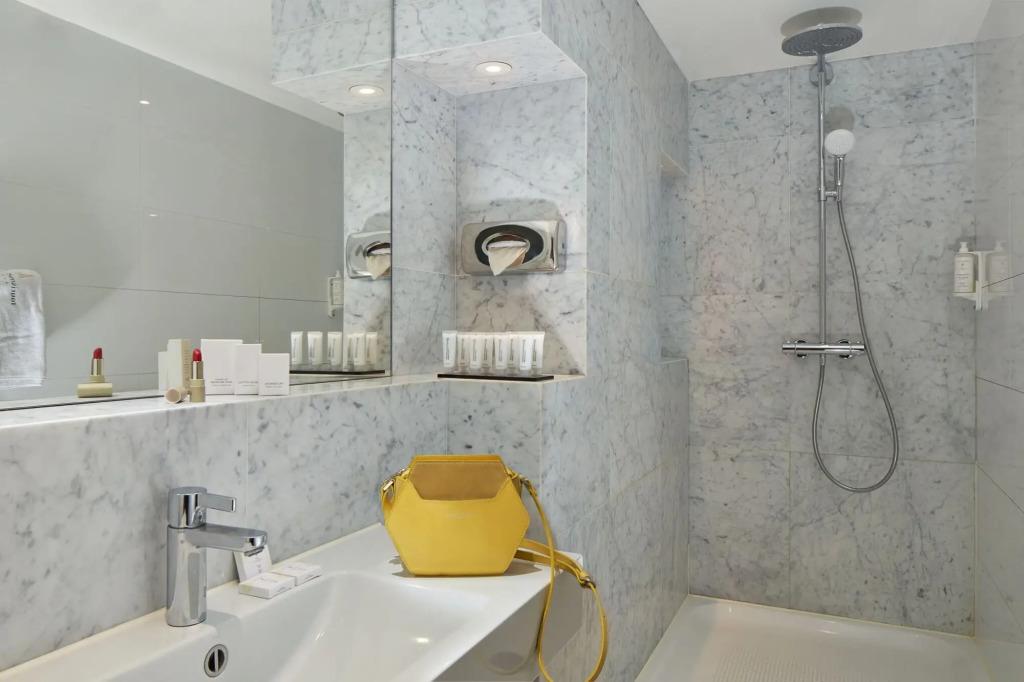 hotel image 14
