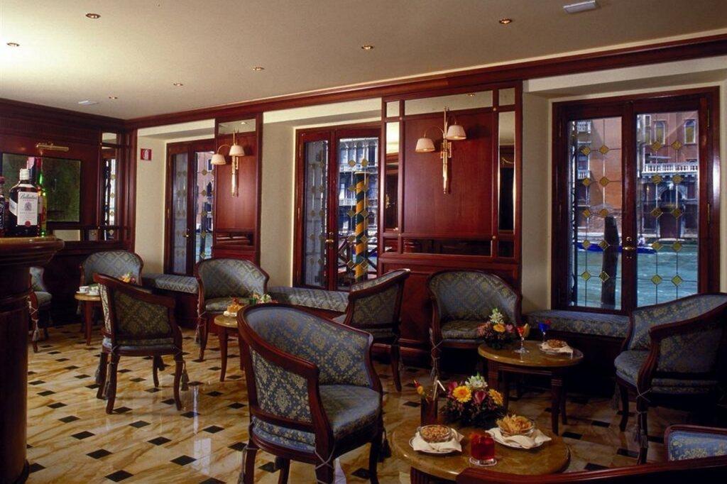 hotel image 13