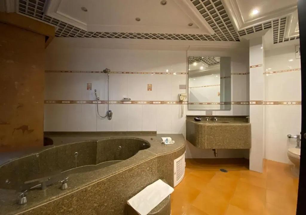 hotel image 13