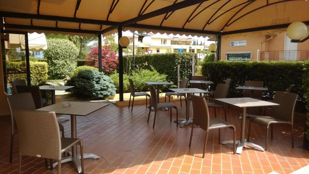 hotel image 10