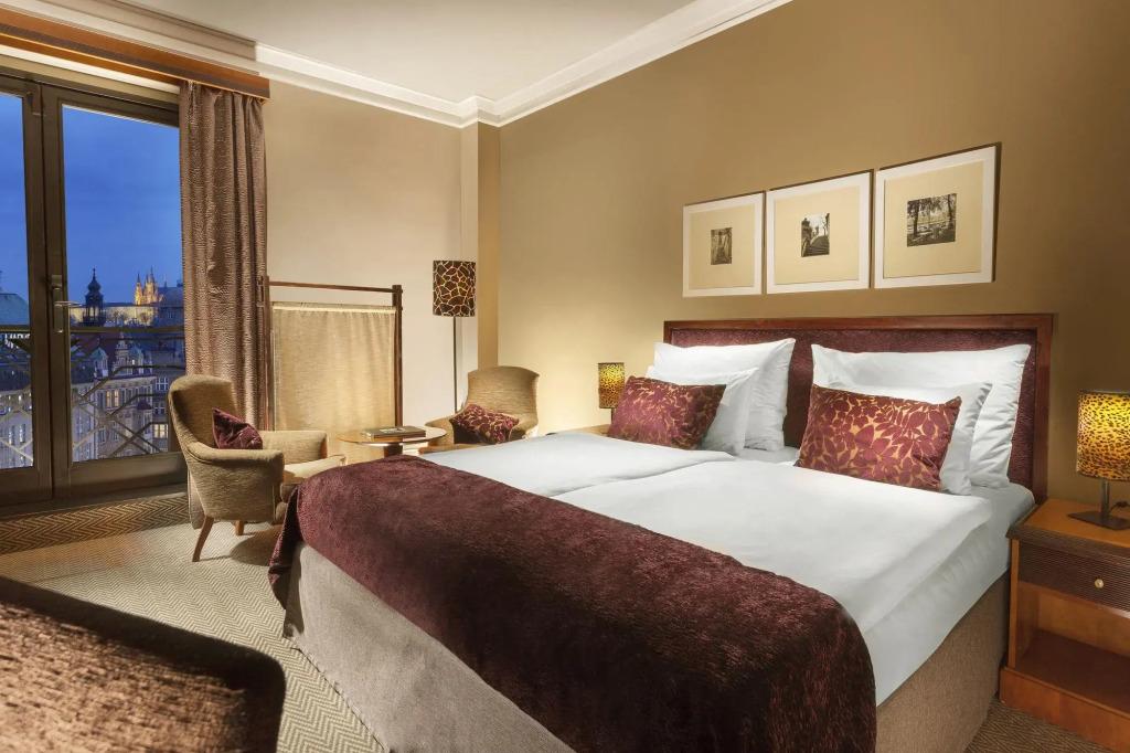 hotel image 12