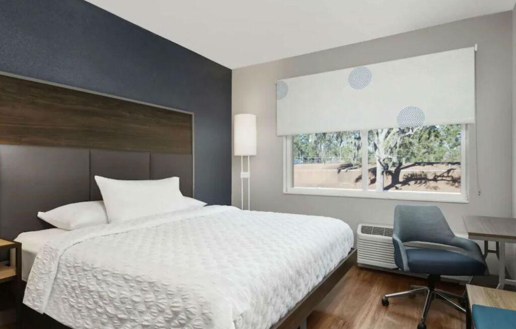 hotel image 12