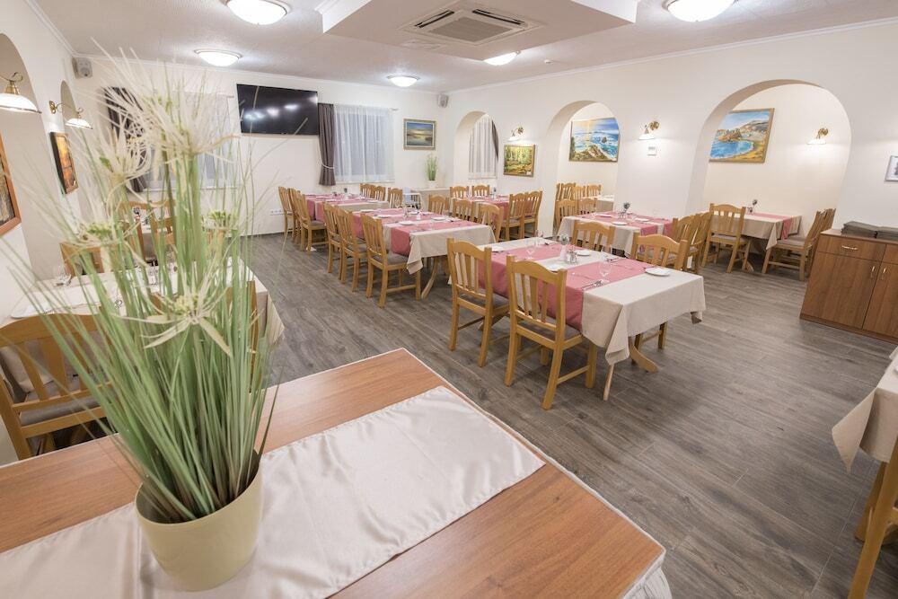 hotel image 30
