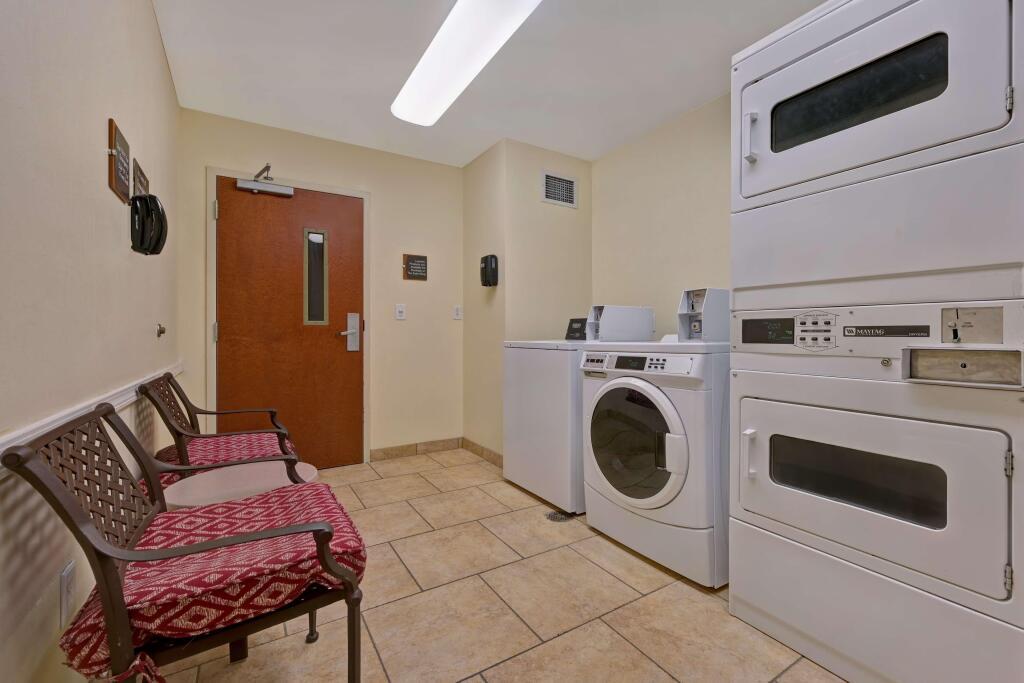 hotel image 12