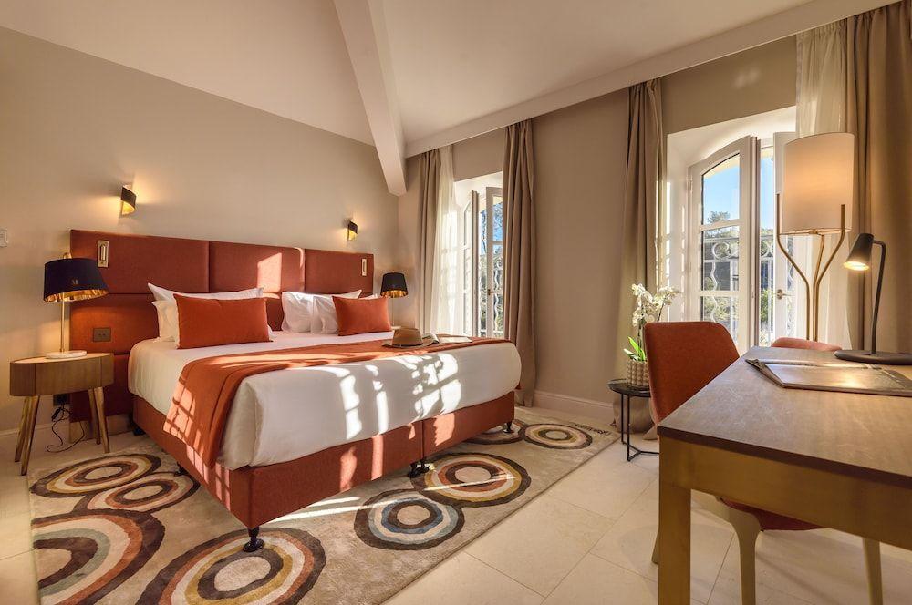 hotel image 16