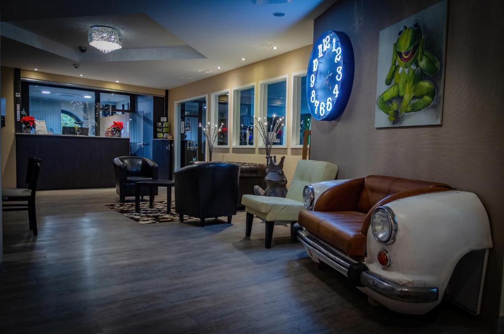 hotel image 10