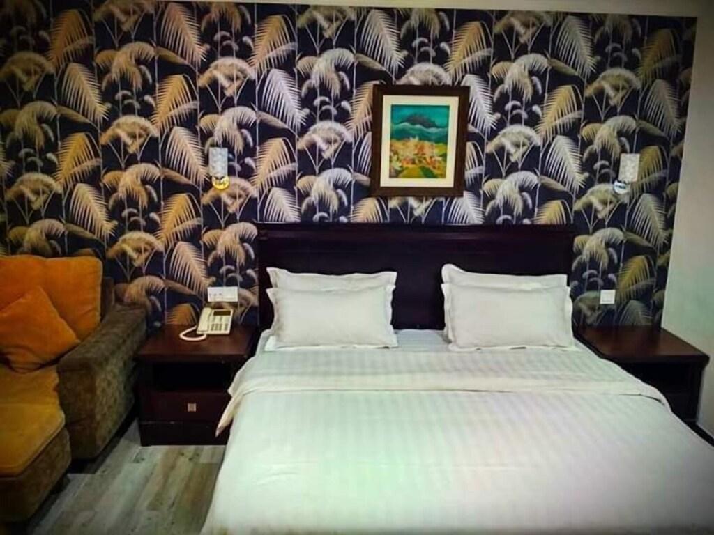 hotel image 13