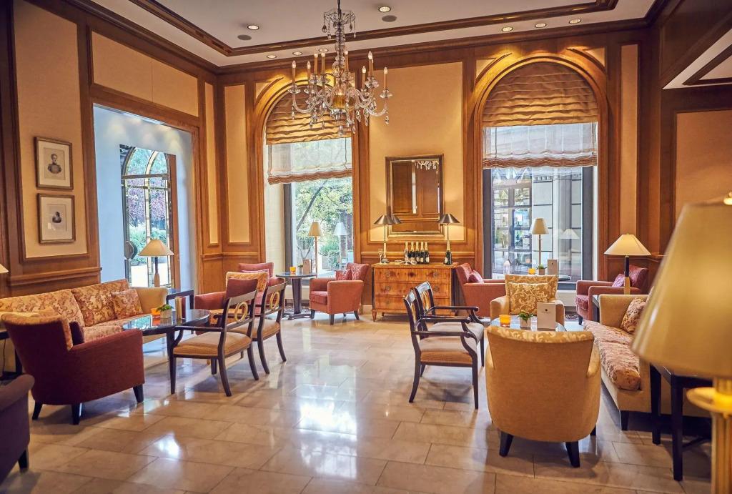 hotel image 8