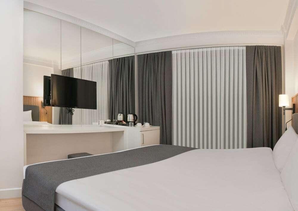 hotel image 8