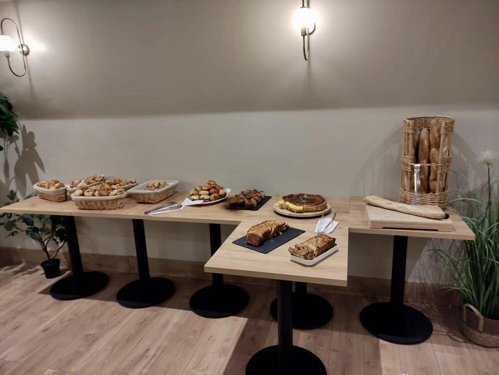 hotel image 9