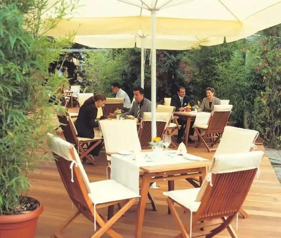 hotel image 7