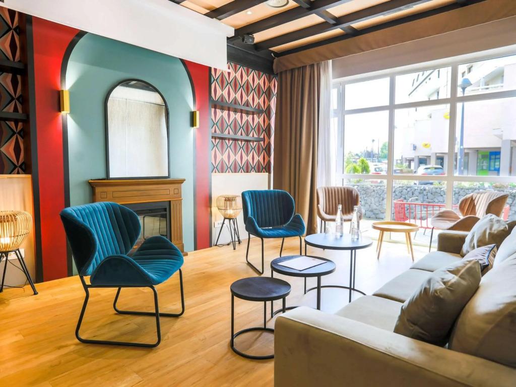 hotel image 9