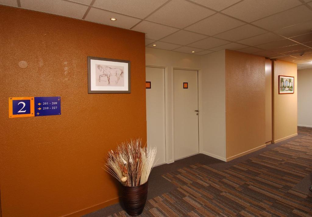 hotel image 13