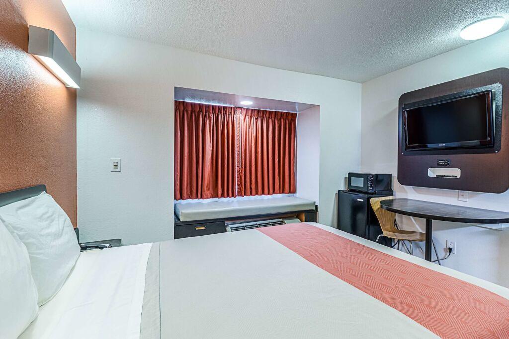 hotel image 10