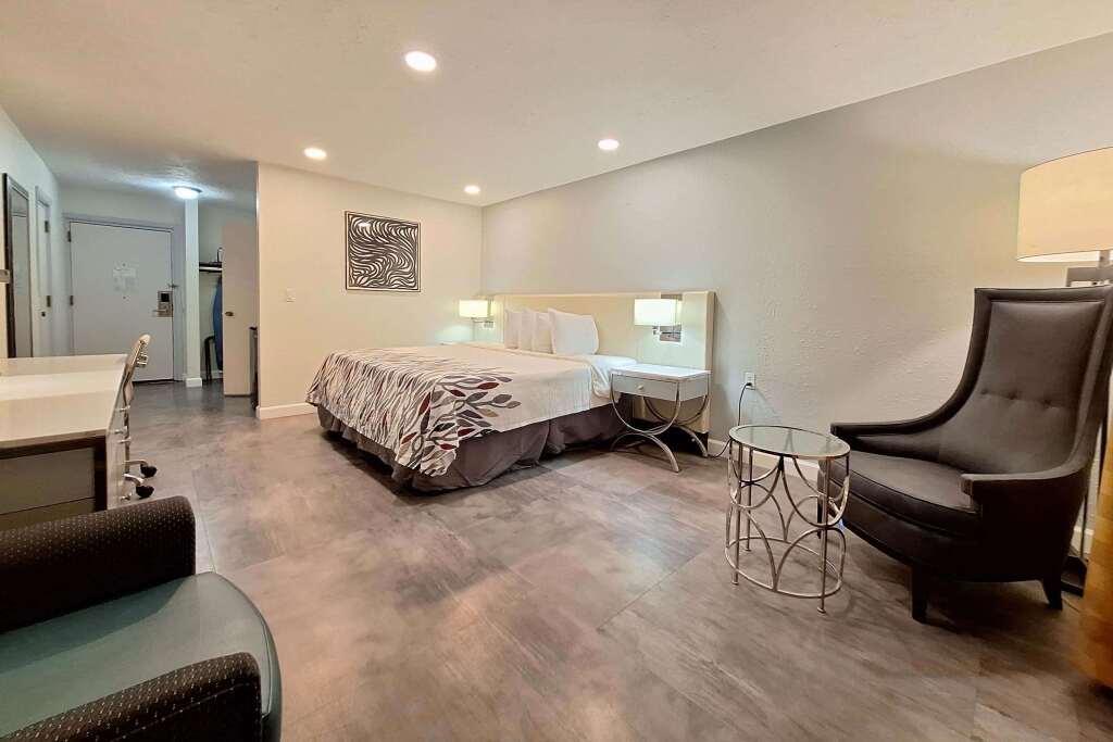 hotel image 12