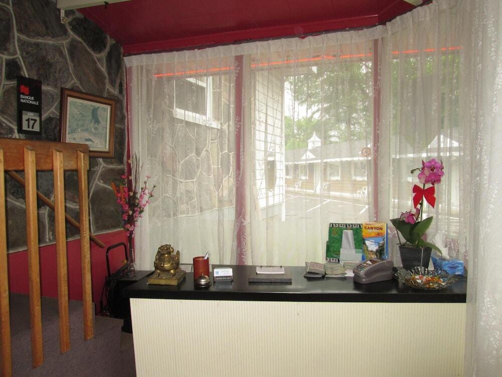 hotel image 12