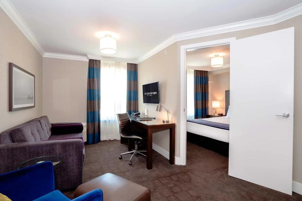 hotel