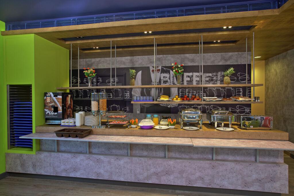 hotel image 10