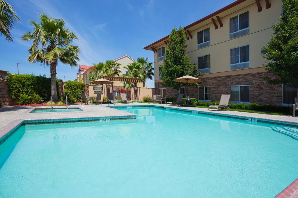 hotel image 32