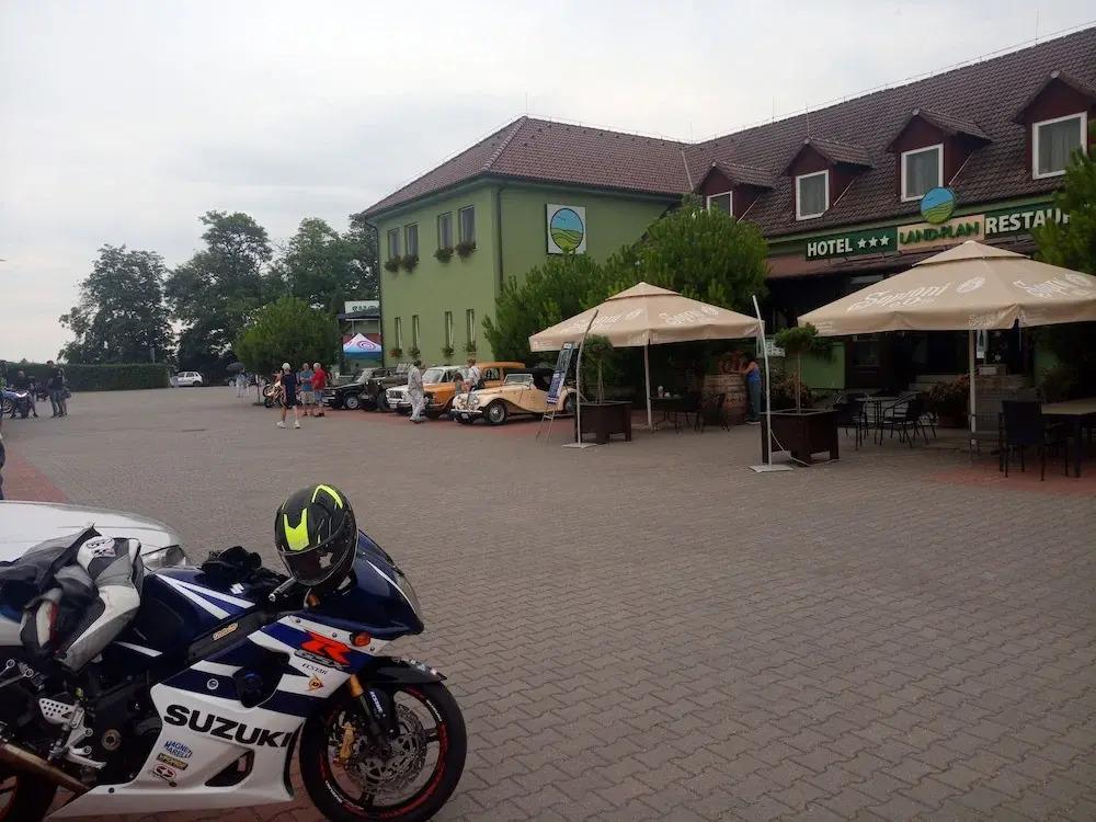hotel image 16