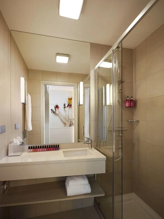 hotel image 10