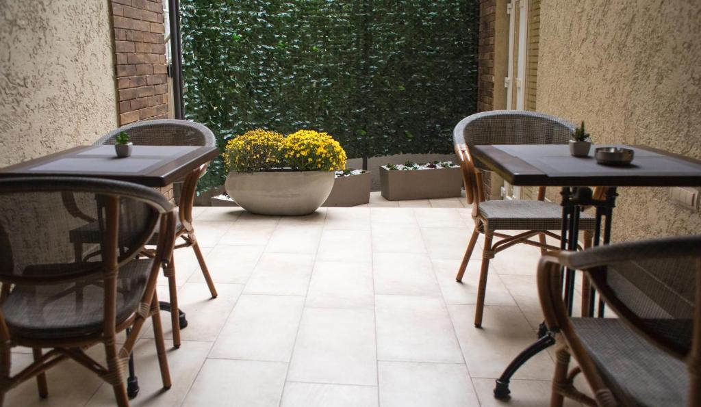 hotel image 9