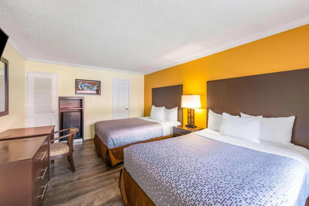hotel image 10