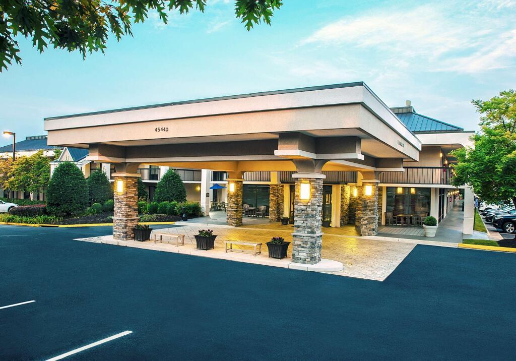 hotel image 16