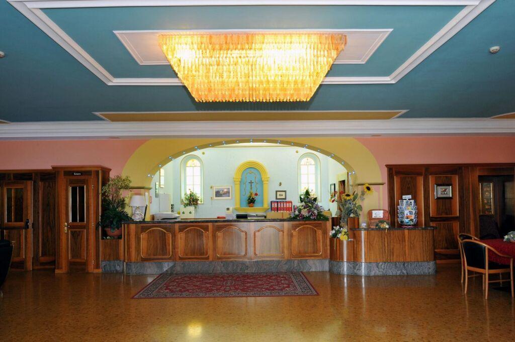 hotel image 9