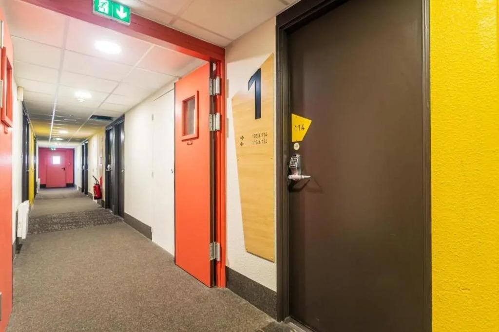 hotel image 8