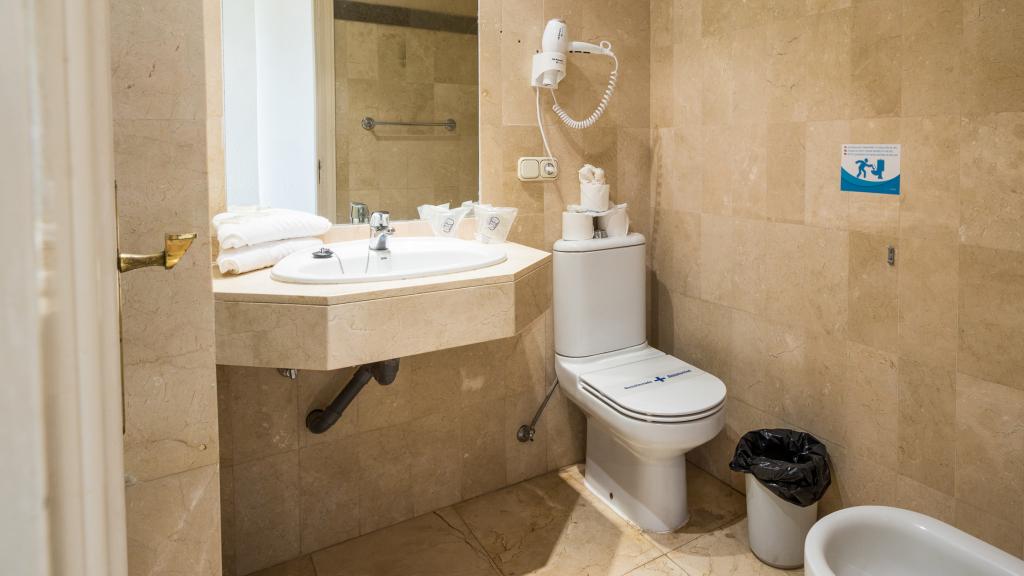hotel image 32