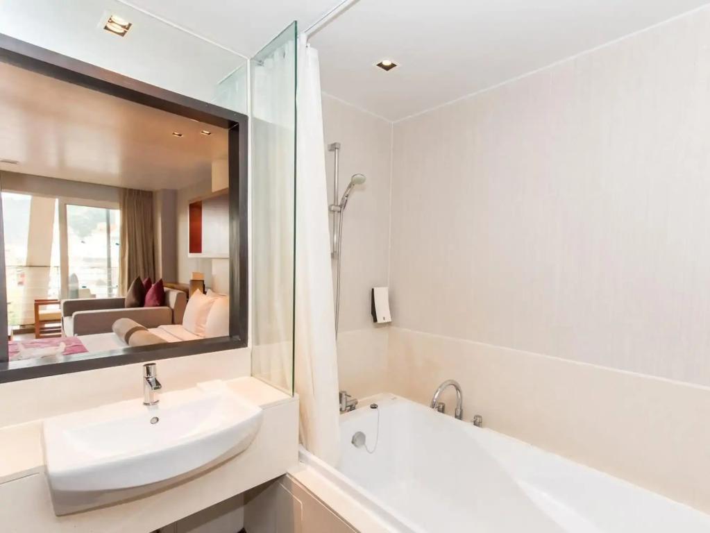 hotel image 9