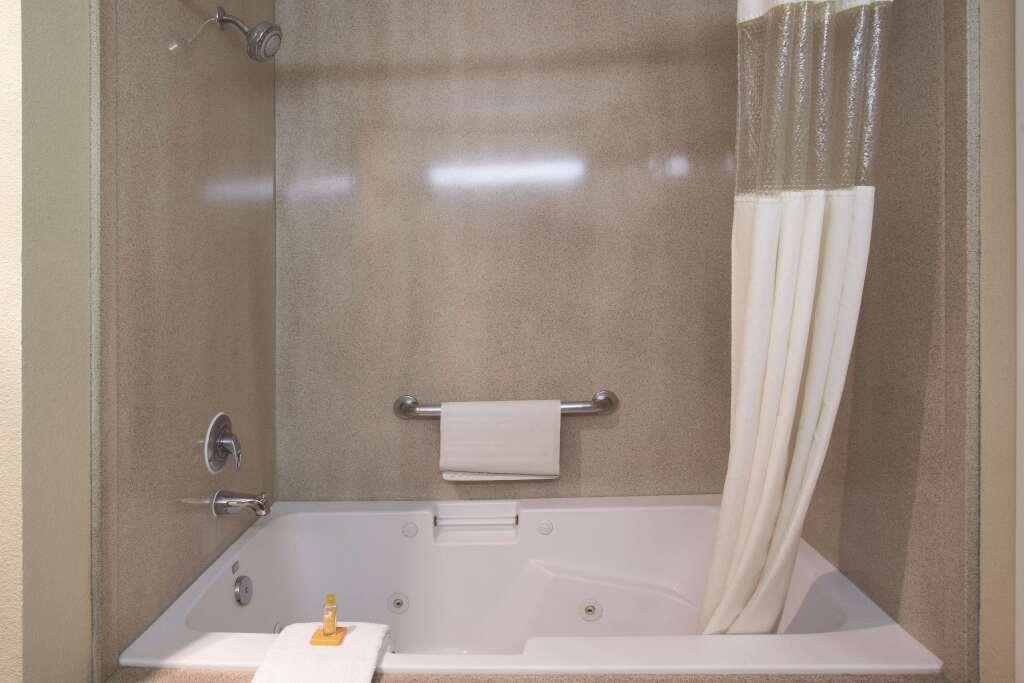 hotel image 16