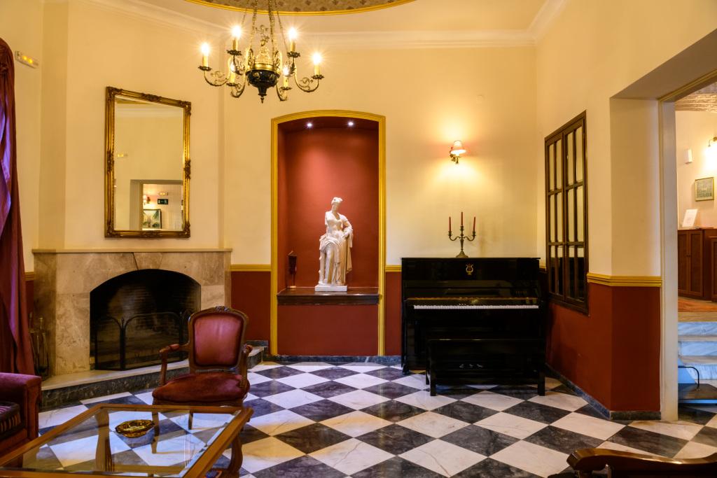 hotel image 9
