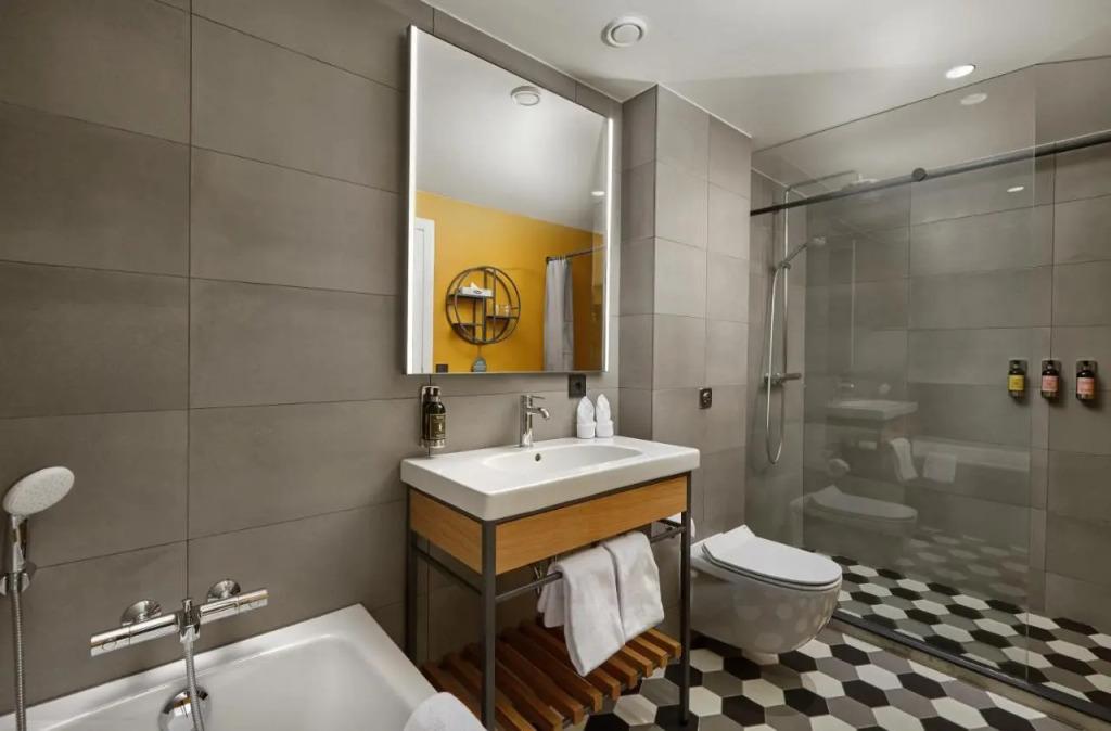 hotel image 11