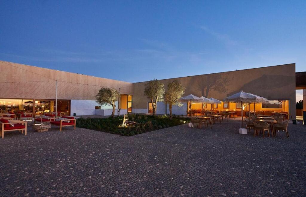 hotel image 8