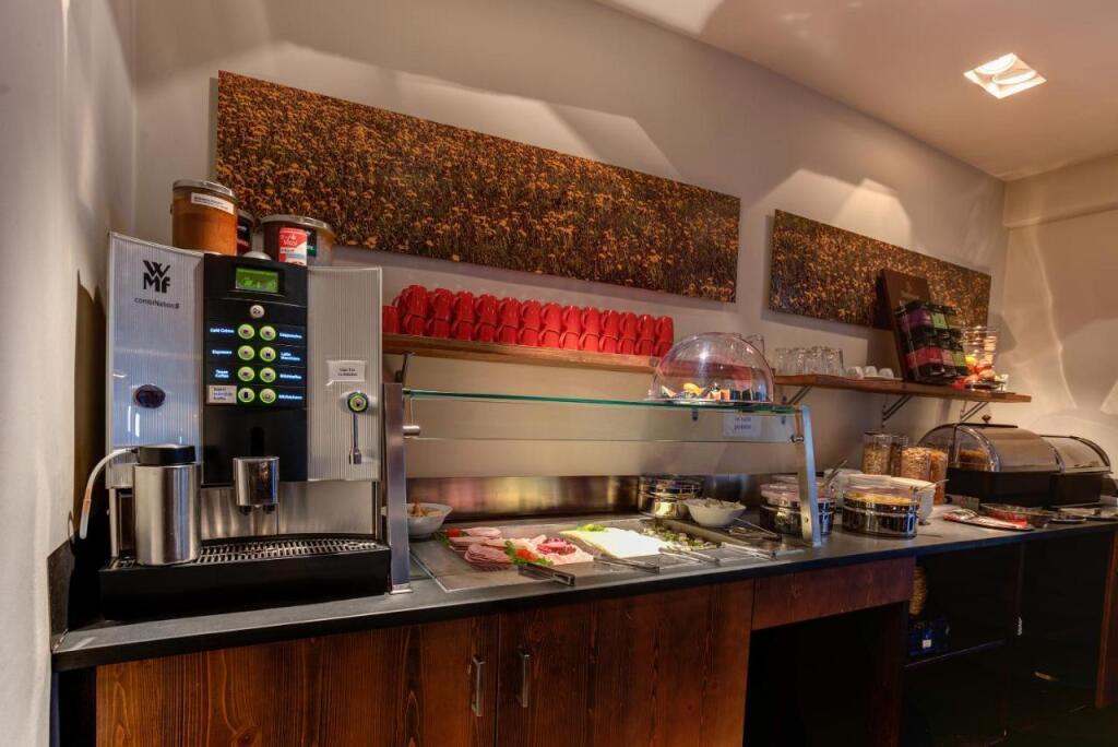 hotel image 9