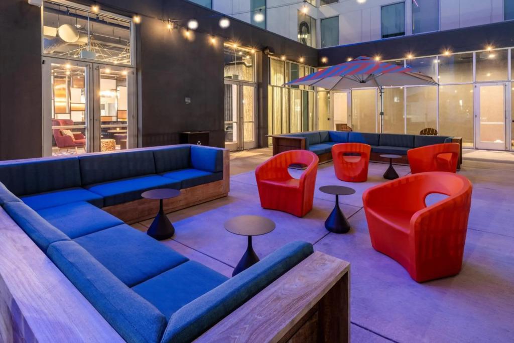 hotel image 10