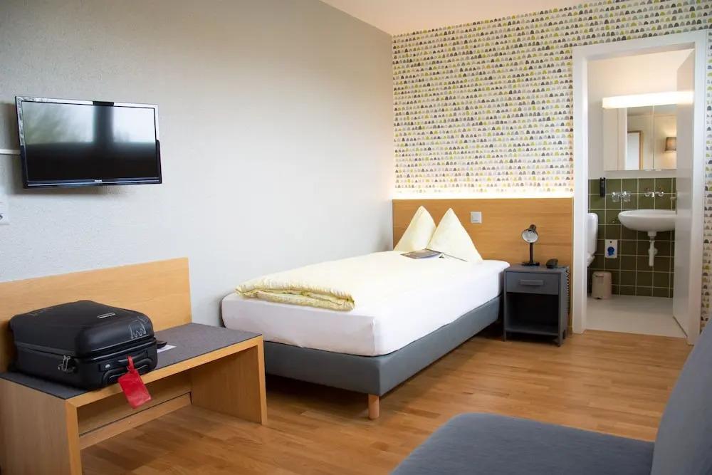 hotel image 13