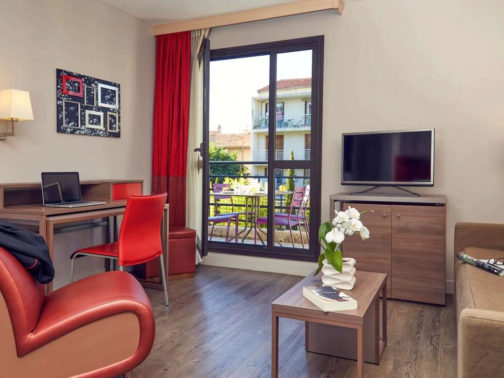 hotel image 68