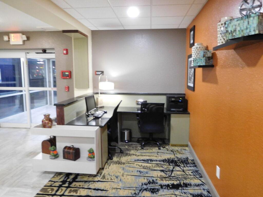 hotel image 13