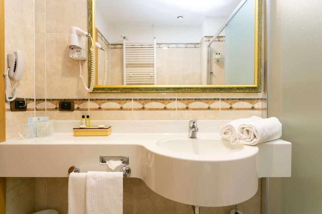 hotel image 40