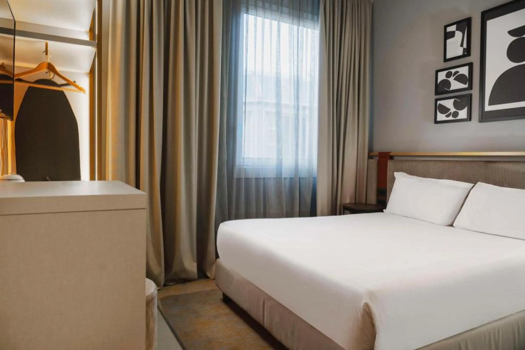 hotel image 36