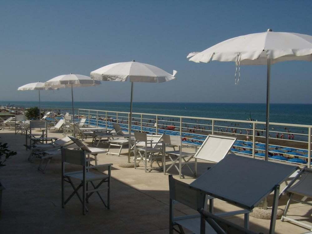 hotel image 12