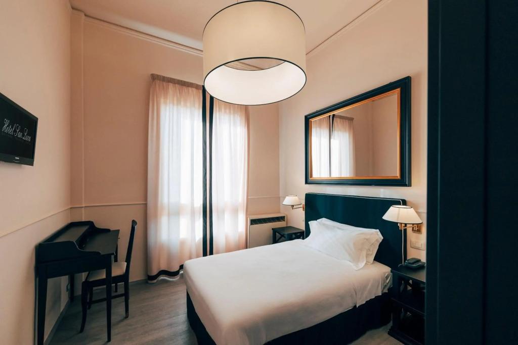 hotel image 32
