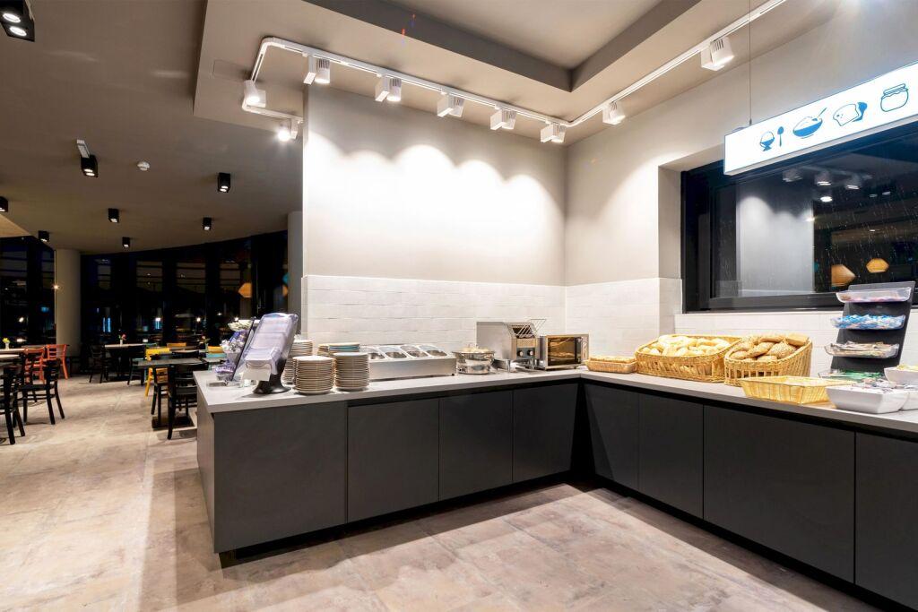 hotel image 12