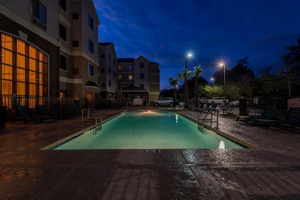 hotel image 9