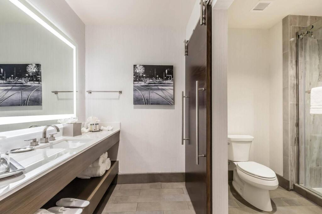 hotel image 36