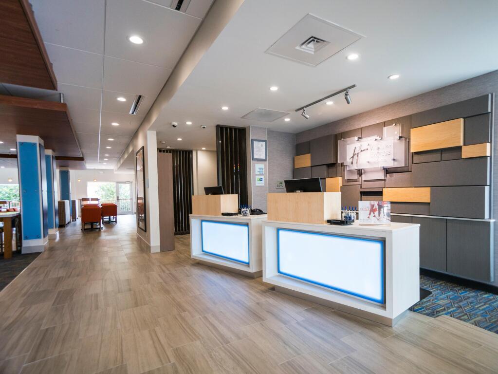 hotel image 10