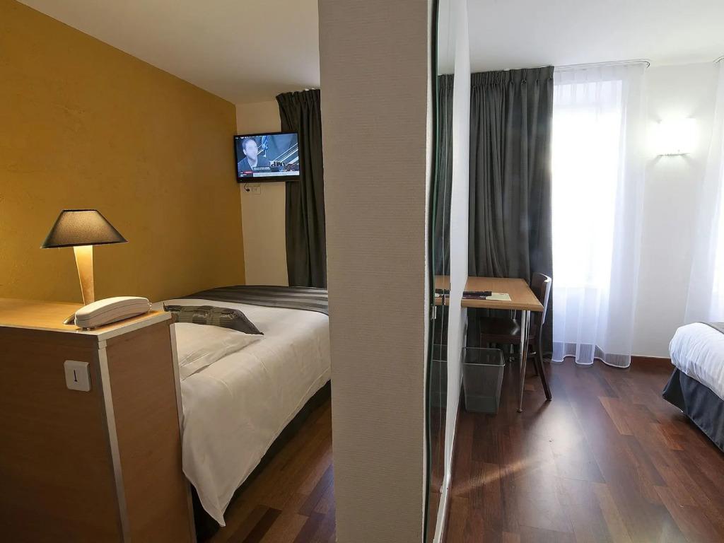 hotel image 8